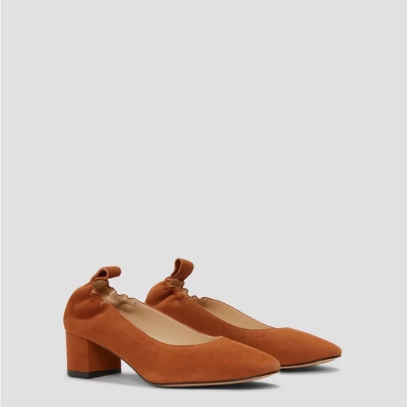 Everlane Italian Leather Day Heel Almond Suede - Picture 1 of 12